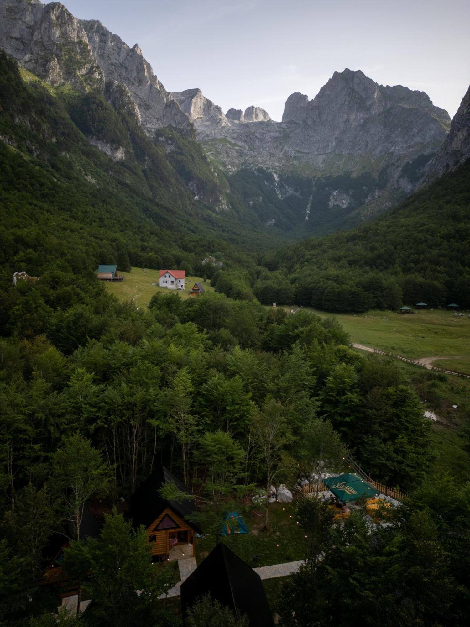 Wildbeauty Grebaje Villa Vuthaj Eksteriør bilde